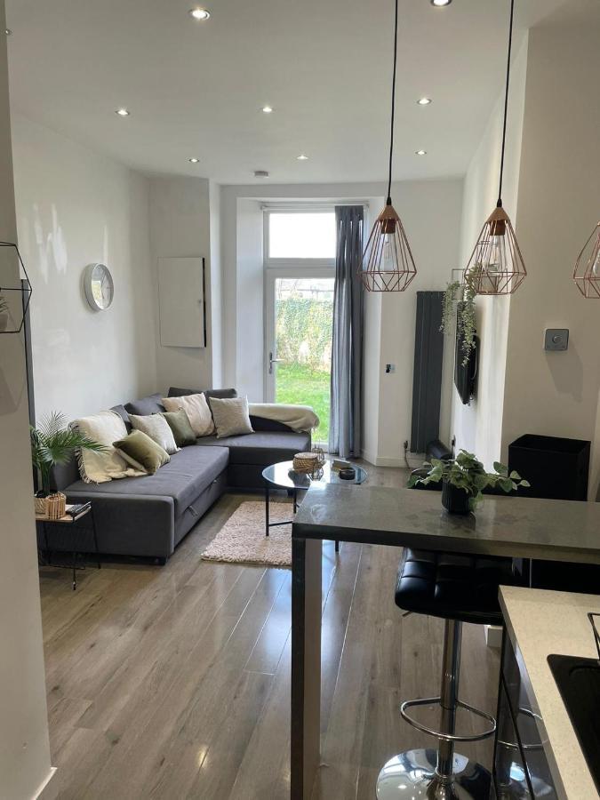 Appartement Stylish & Comfortable Ground Floor House - Main Door Private Entrance - Free Parking & Garden