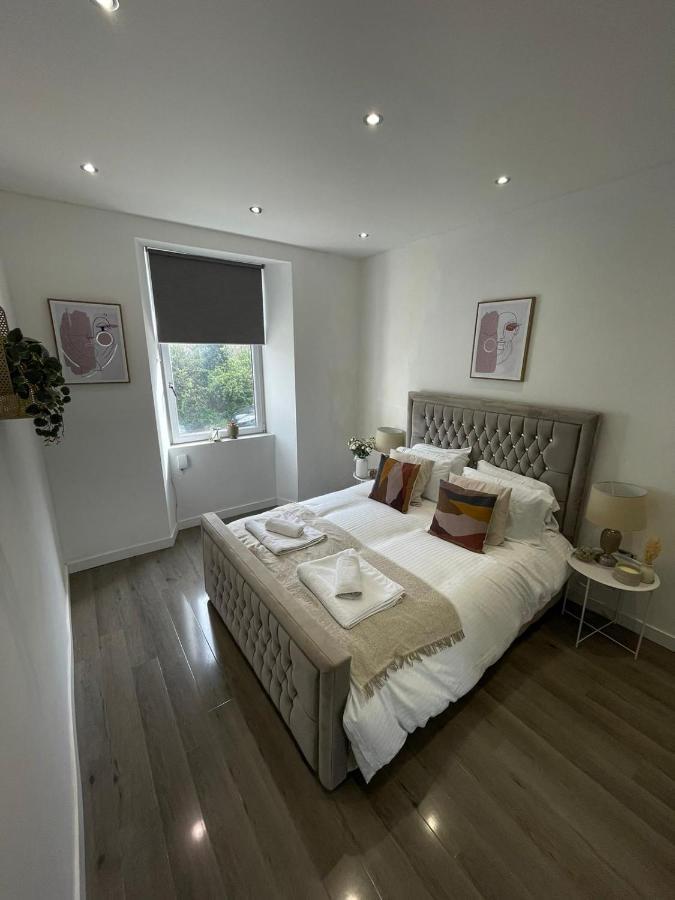 Stylish & Comfortable Ground Floor House - Main Door Private Entrance - Free Parking & Garden Appartement Édimbourg